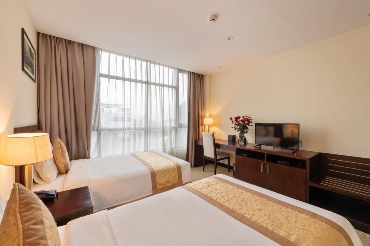 Red River View Hotel Lao Cai Exterior photo