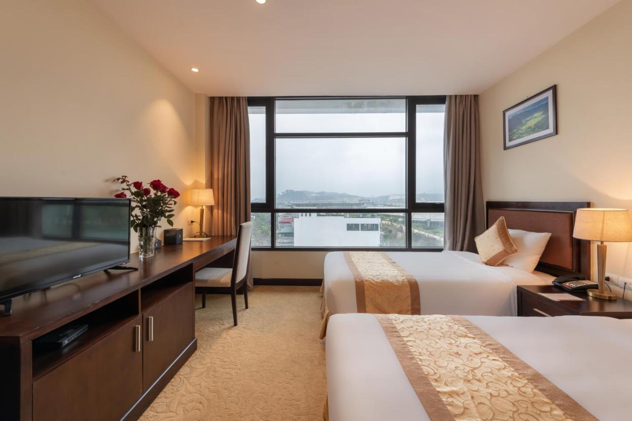 Red River View Hotel Lao Cai Exterior photo