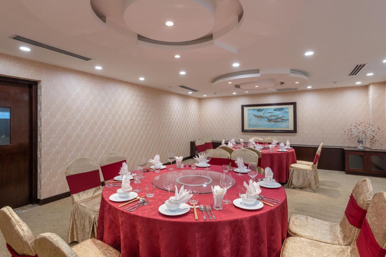 Red River View Hotel Lao Cai Exterior photo