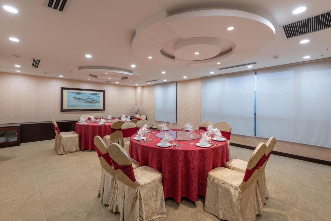 Red River View Hotel Lao Cai Exterior photo